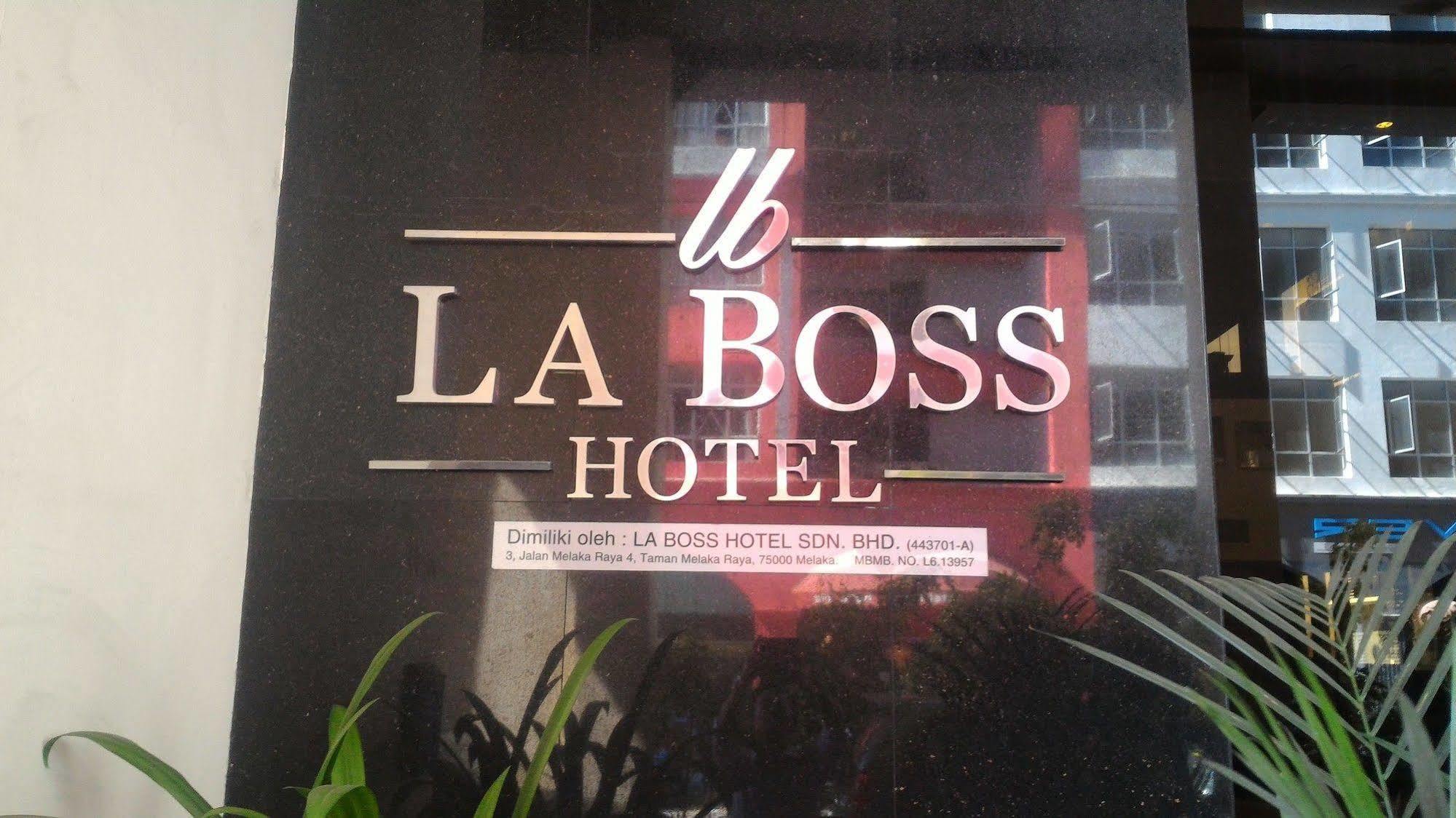 La Boss Hotel Malacca Exterior photo